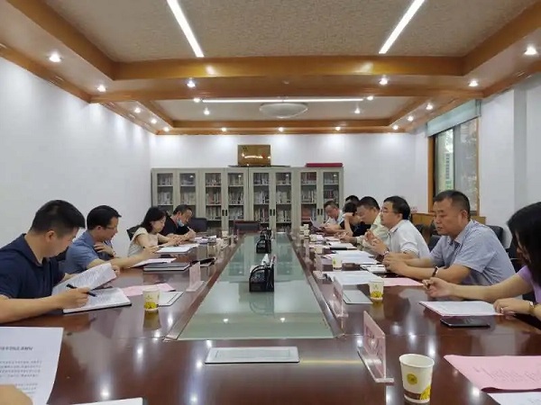 毕节工业职业技术学院到省能源局 汇报工作