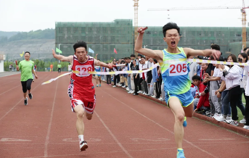 青春正起航 拼搏不落幕 | 学院第二届学生田径运动会胜利闭幕